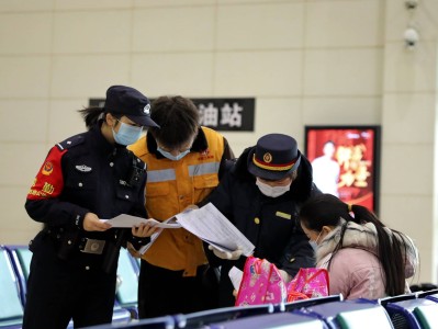 风韵出行喜获麻城首张网约车牌照，麻城的士