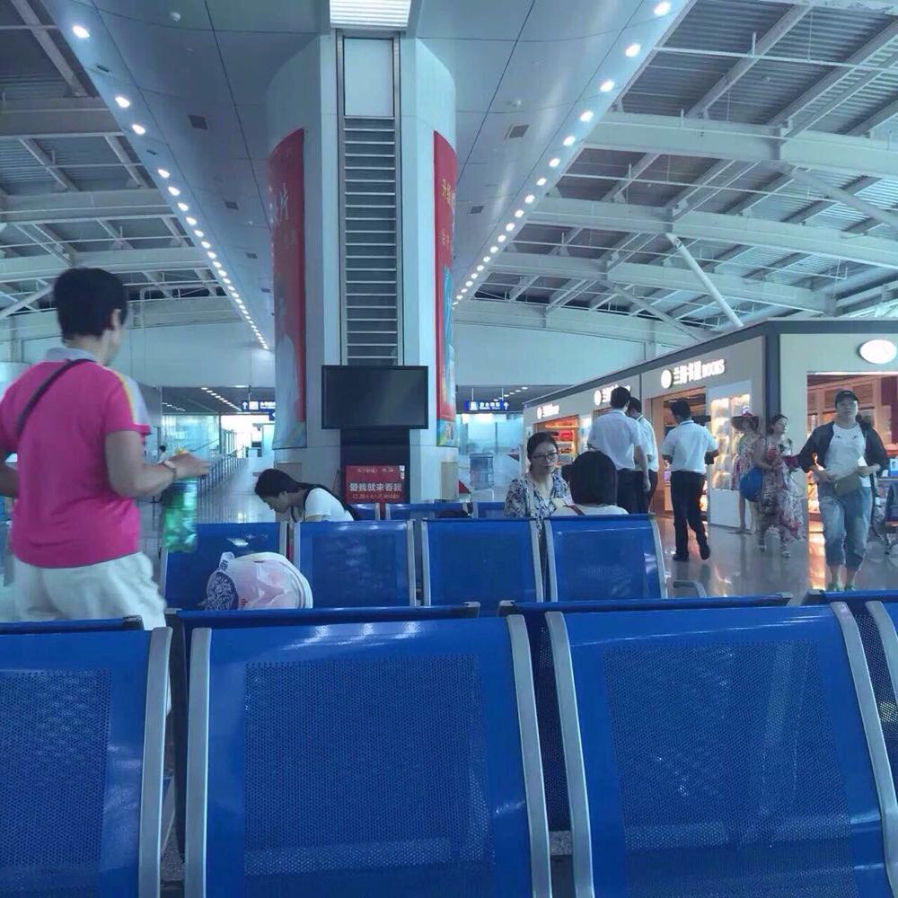 北海客运港到福成机场滴滴，北海有没有到福成机场的滴滴车
