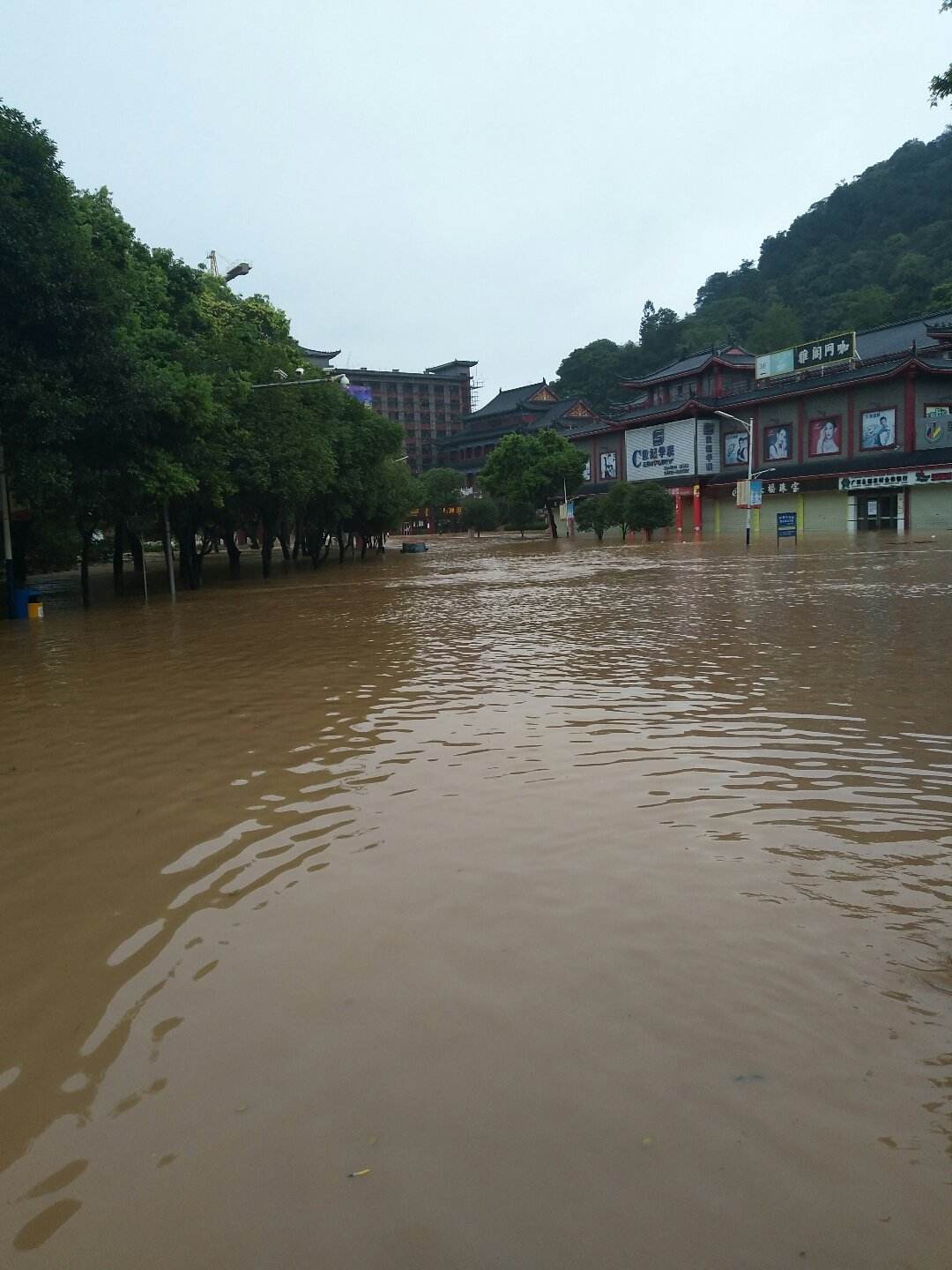 桂林市到两江机场滴滴价格，桂林站到两江机场出租车多少钱