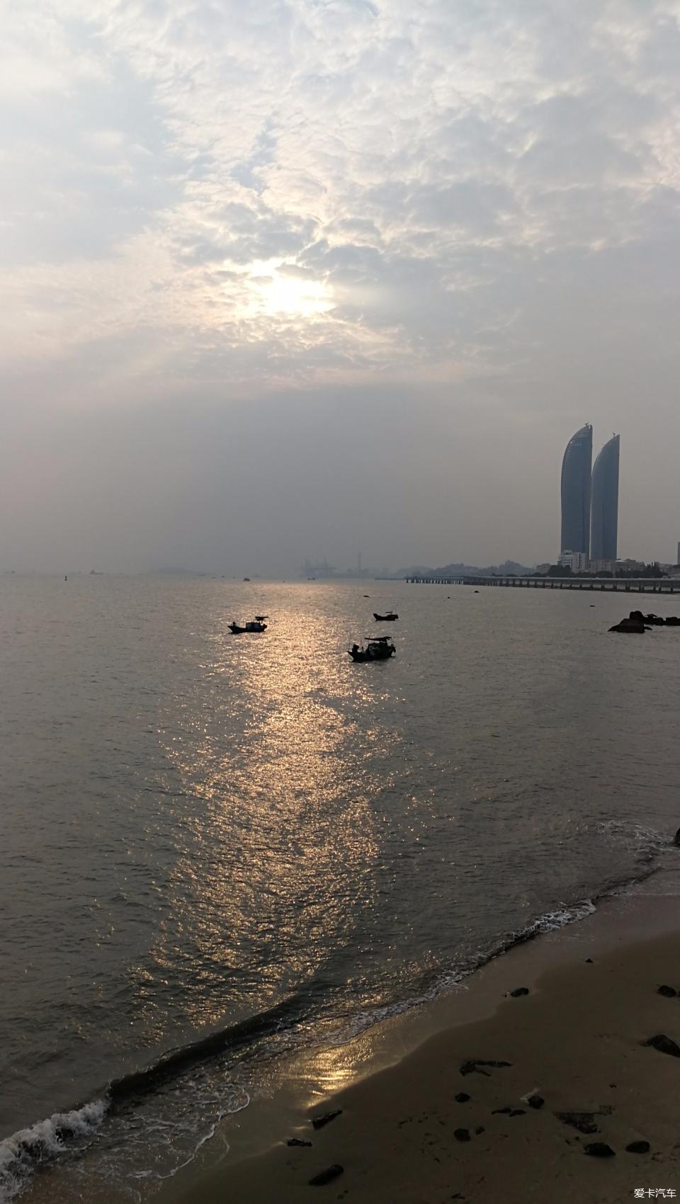 双流机场滴滴来回过路费，滴滴去双流机场的10元是谁付